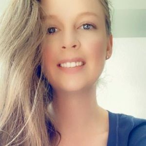 Meet your Posher, Anna nichole